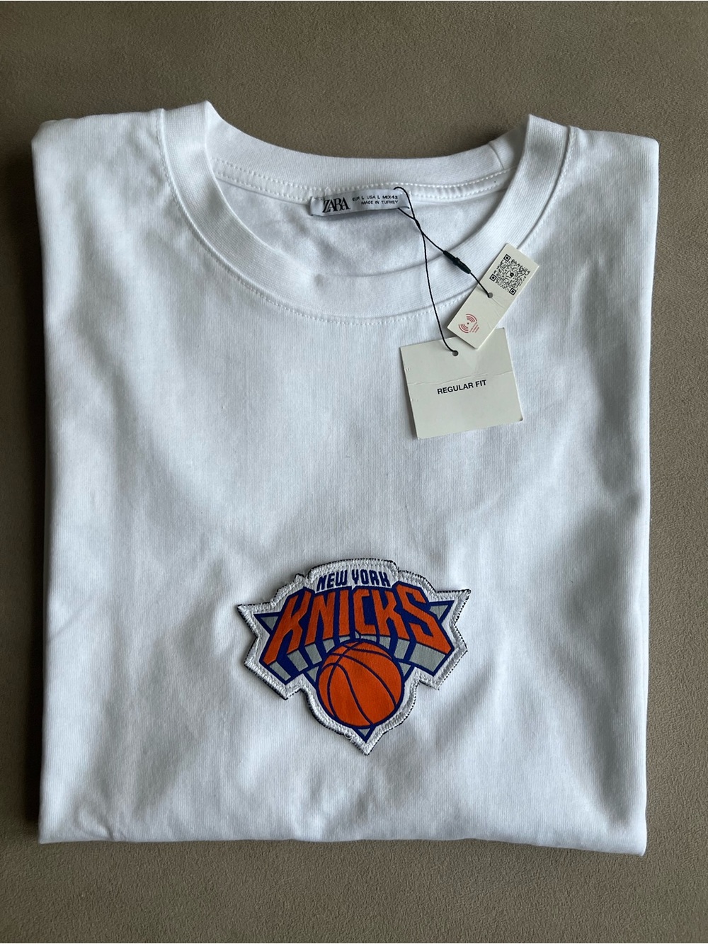 NY Knicks White T-Shirt